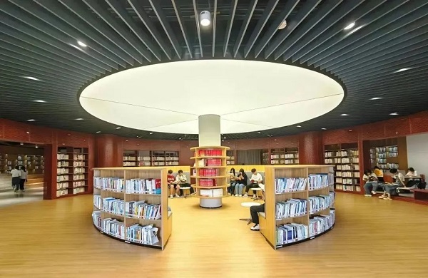 97522国际游戏案例 | “ 阅享空间”，在山海间写诗